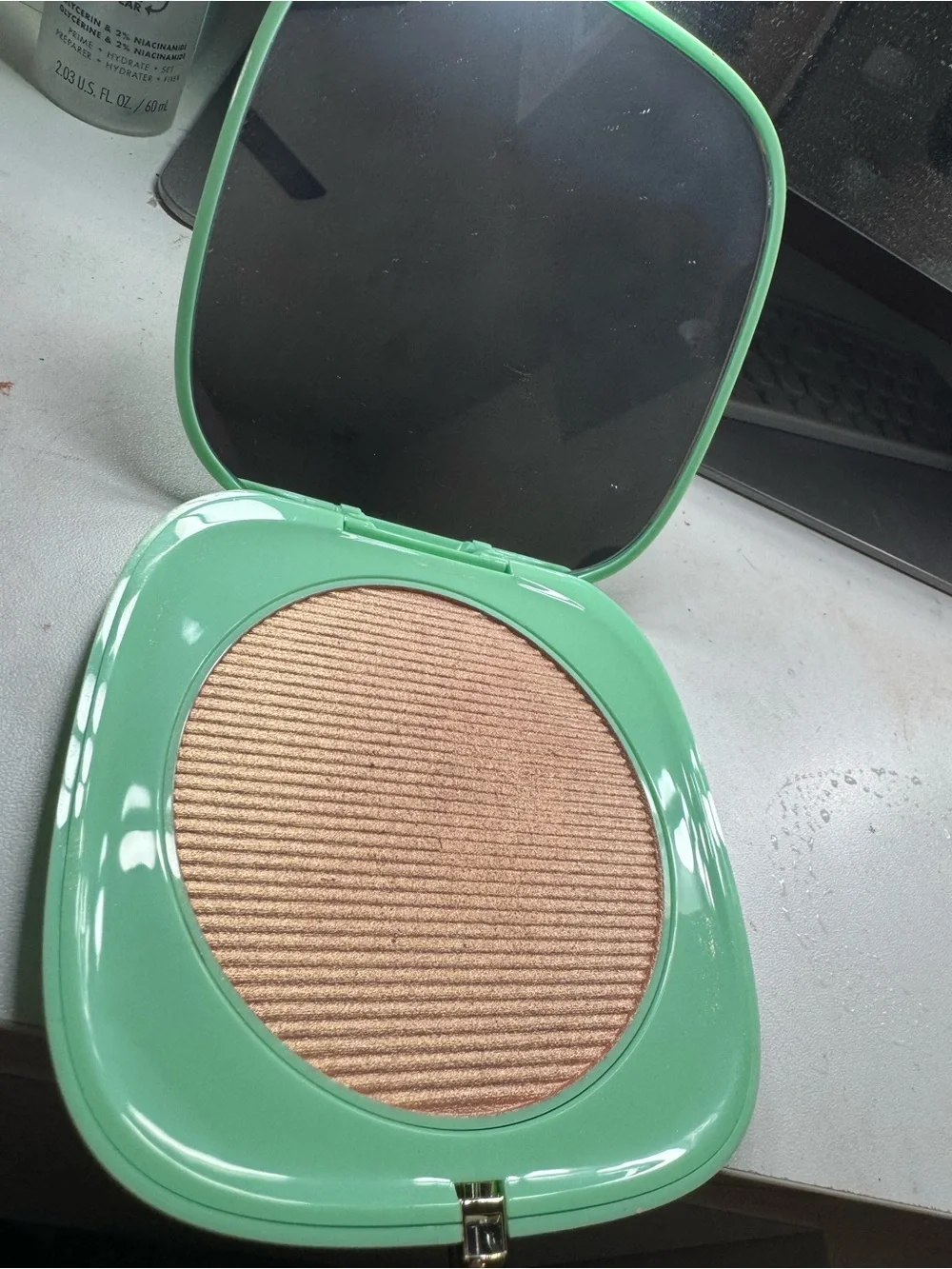 Marc Jacobs All Over Luminizer